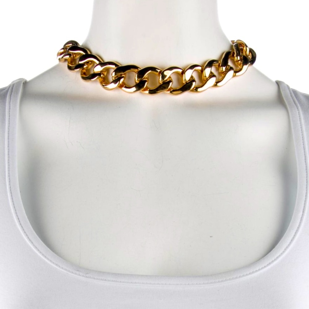 Lovely Michael Kors
Leather & Chain Necklace🤩 Gold-Plated & Leather😉🤗